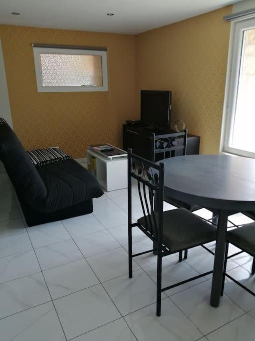 Gite Bin Benaise Draps Et Serviettes Compris Pamproux Extérieur photo